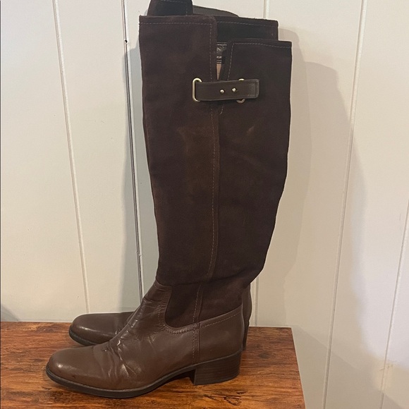 Brown Knee-High Leather Boots - Picture 1 of 11